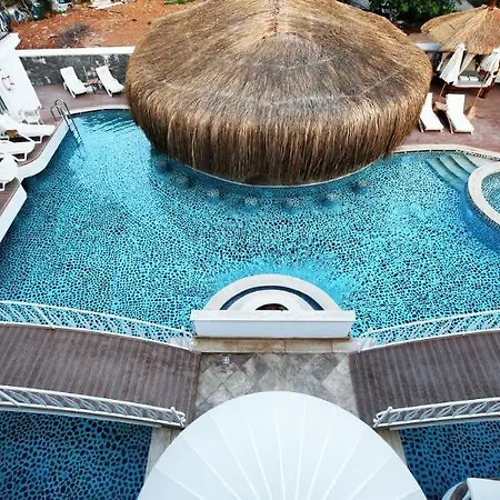 Asena Village Otel 3*